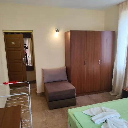 Πανσιόν амон ра 2 3*
